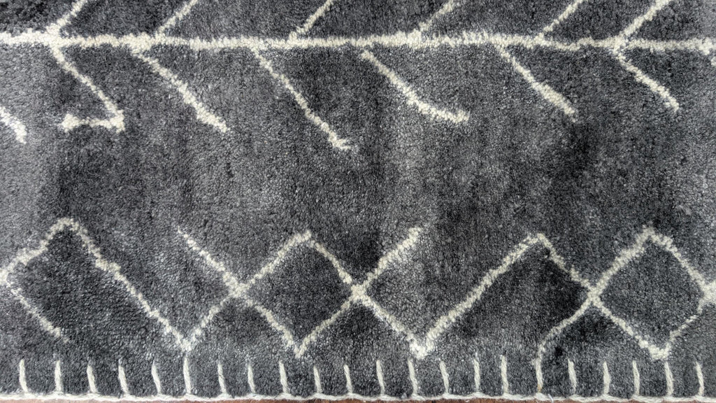 Hand Tufted Wool & Viscose Living room Rug
