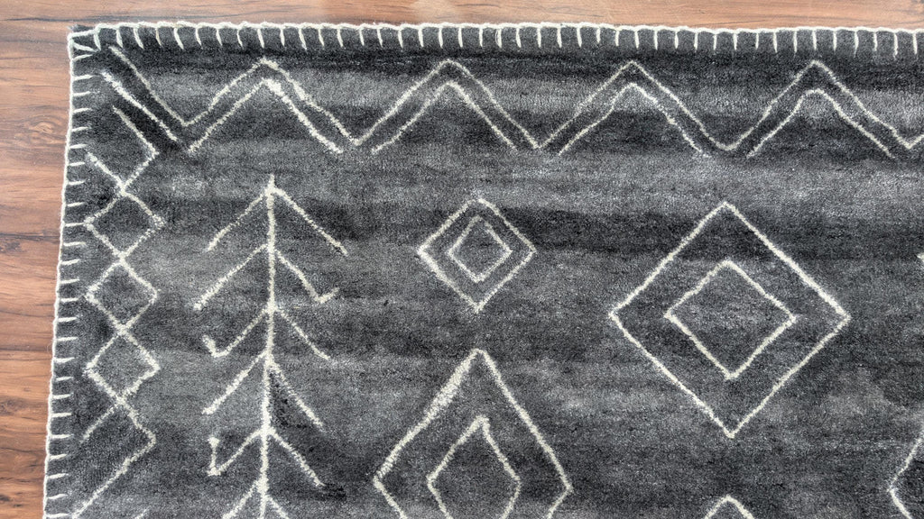 Hand Tufted Wool & Viscose Living room Rug