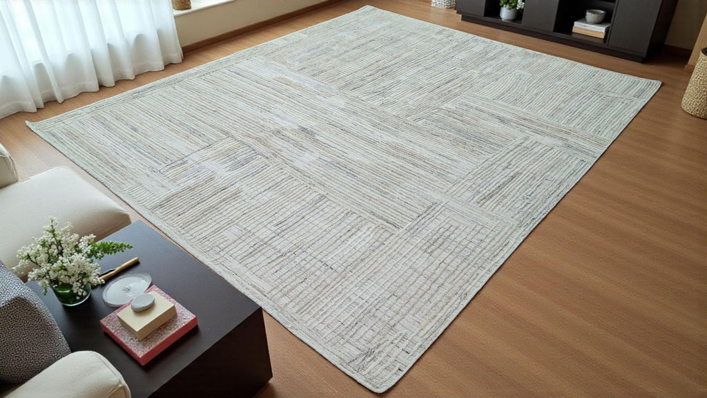 Modern Abstract Design Wool Rug with Hand-Carved Detail, Textured Exquisite Floor Covering, Artisanal Hand-Tufted Carpet