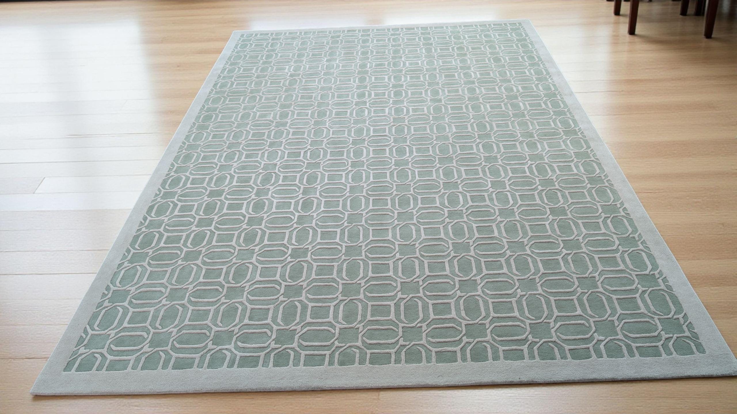 Plush Hand-Tufted Wool Rug | High-Low Pile Design Soft and Textured Floor Covering Durable and Cozy Carpet