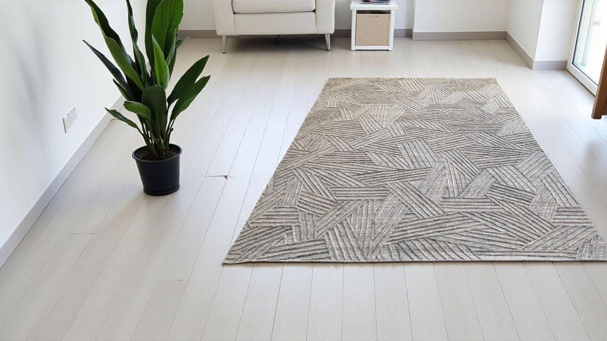 Modern Abstract Design Wool Rug with Hand-Carved Detail, Textured Exquisite Floor Covering, Artisanal Hand-Tufted Carpet